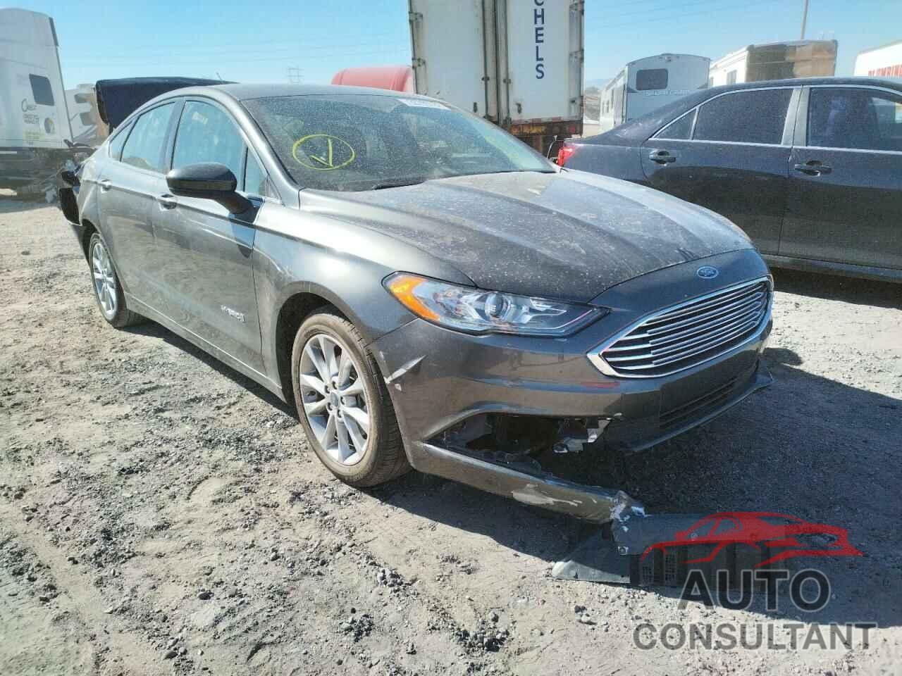 FORD FUSION 2017 - 3FA6P0LU2HR385437