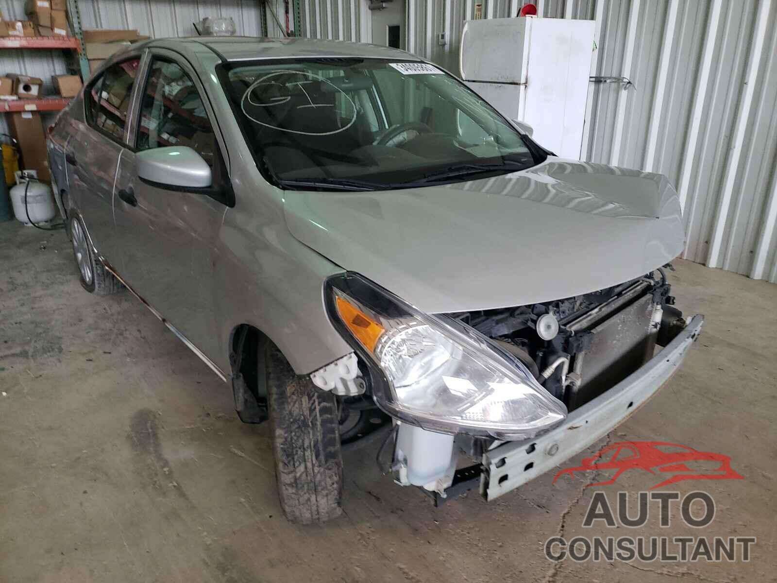 NISSAN VERSA 2017 - 3N1CN7AP6HL886328