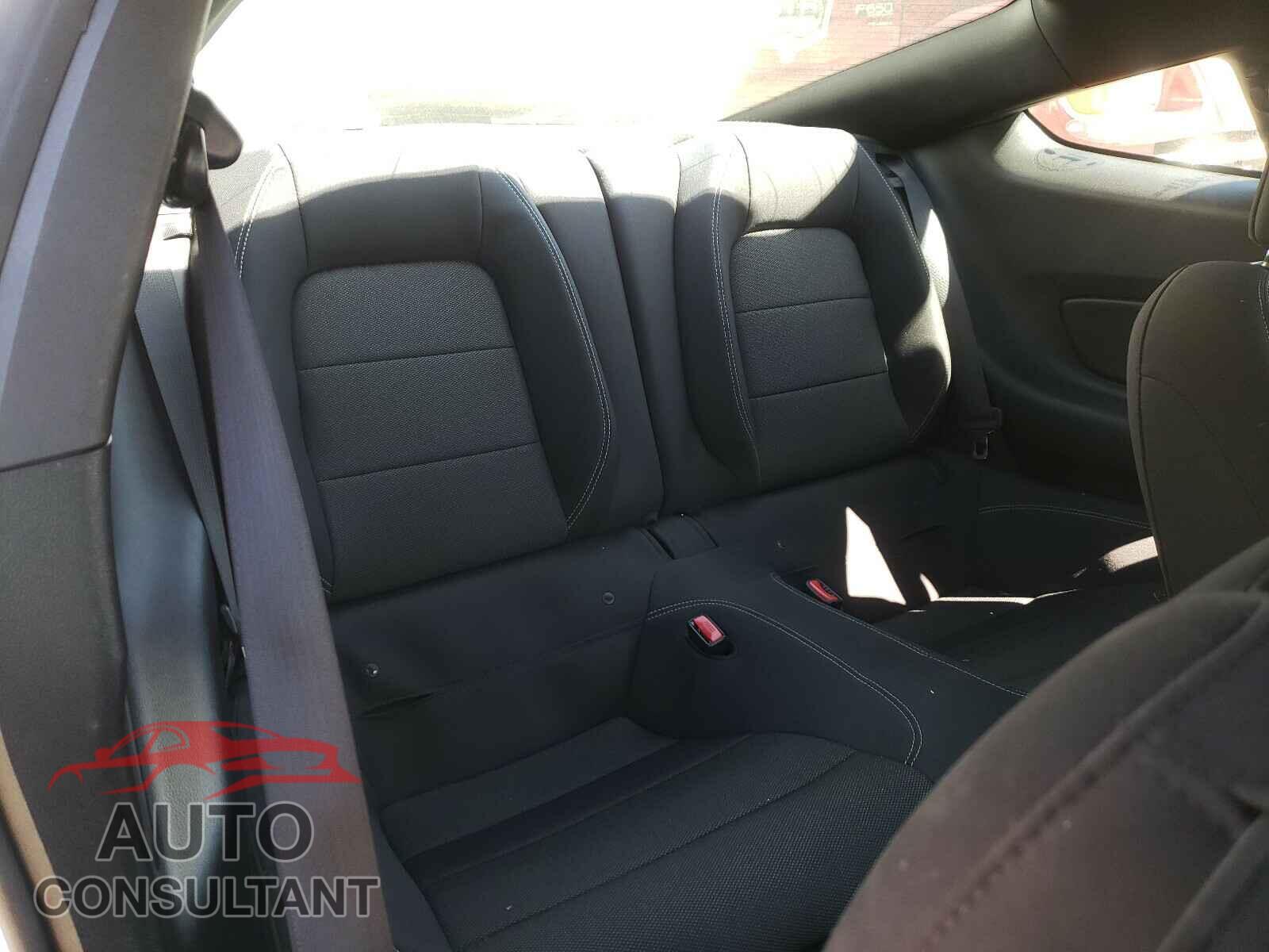 FORD MUSTANG 2017 - 1FA6P8AM5H5342683