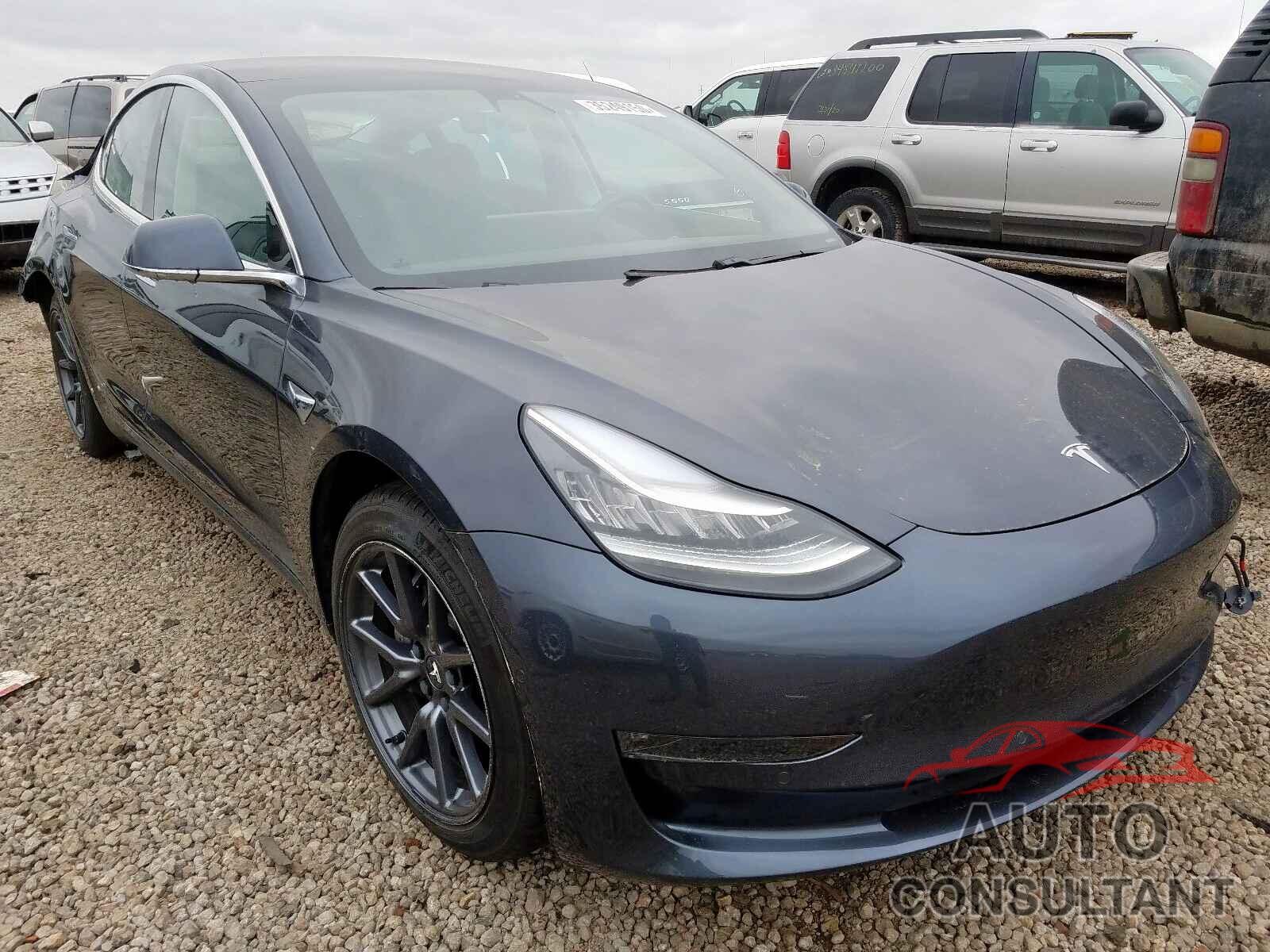 TESLA MODEL 3 2018 - 5YJ3E1EB0JF069854
