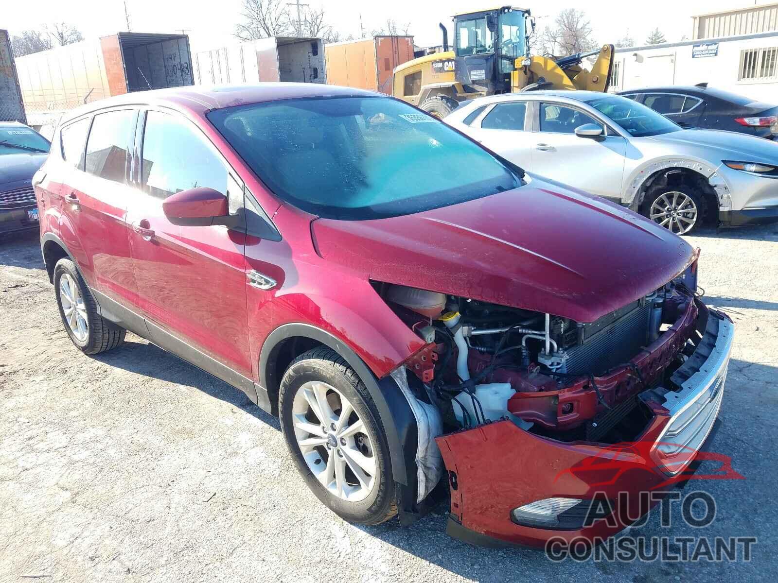 FORD ESCAPE 2017 - 1FMCU0G94HUD40905