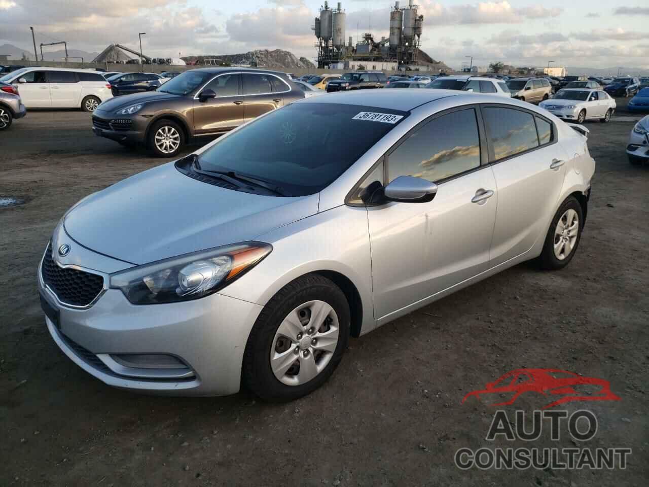 KIA FORTE 2016 - KNAFK4A68G5449435