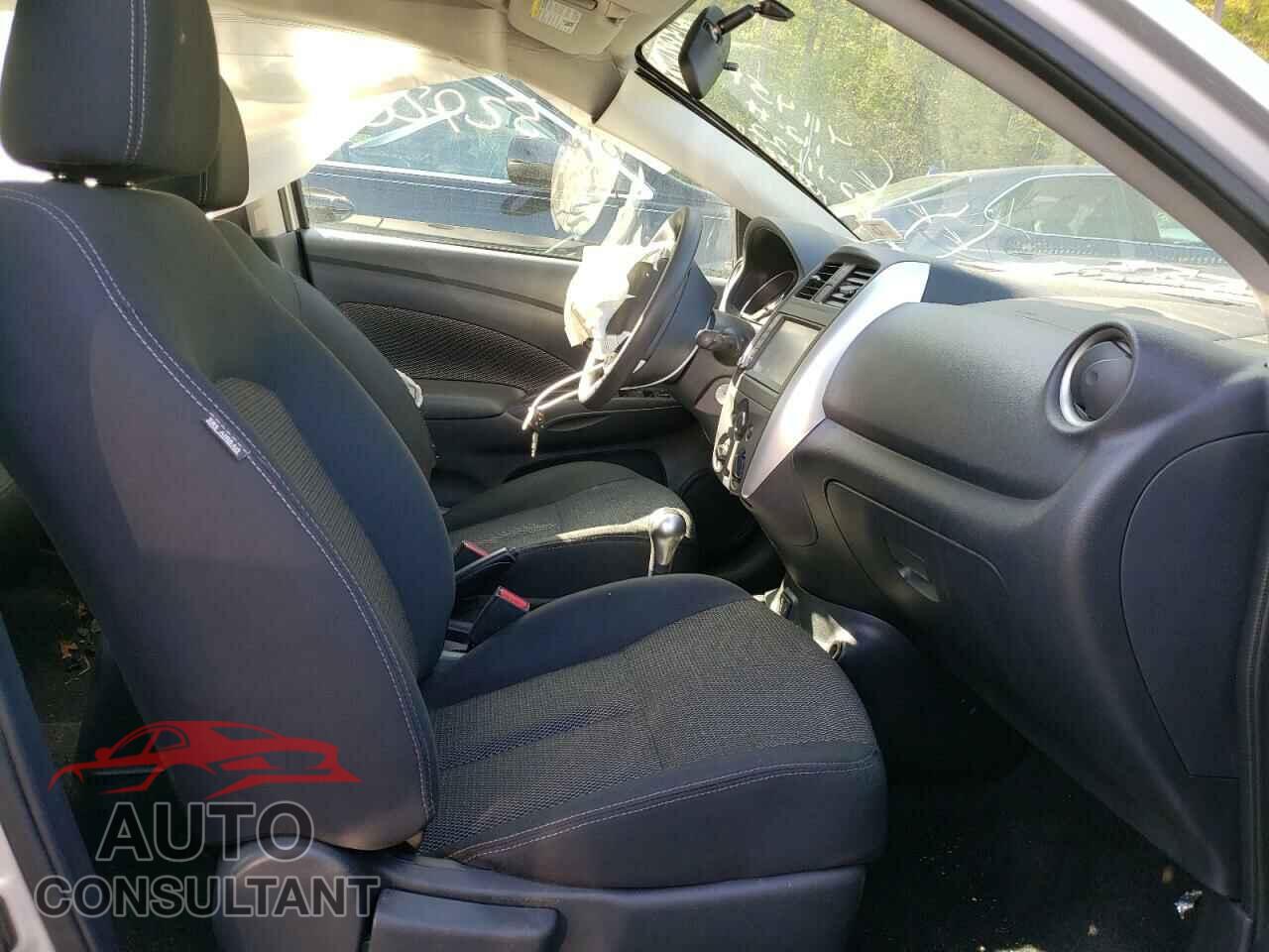 NISSAN VERSA 2019 - 3N1CN7AP3KL870398