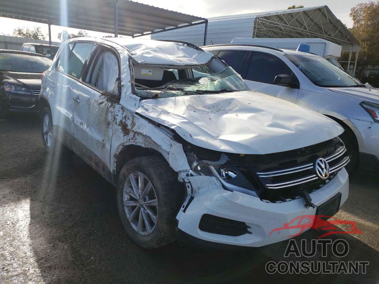 VOLKSWAGEN TIGUAN LIM 2018 - WVGAV7AX2JK002635