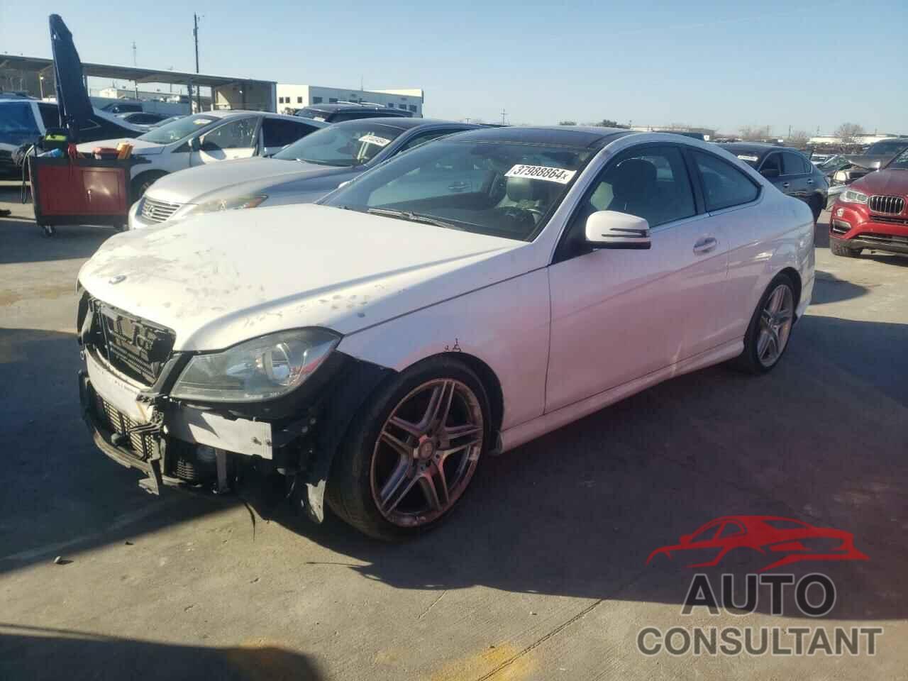 MERCEDES-BENZ C-CLASS 2015 - WDDGJ4HB3FG369580