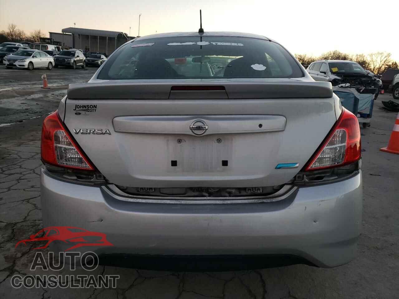 NISSAN VERSA 2016 - 3N1CN7AP7GL831773