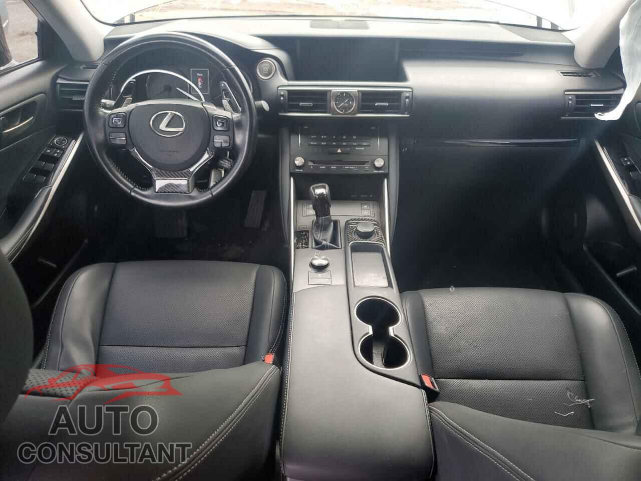 LEXUS IS 2017 - JTHCM1D21H5020712