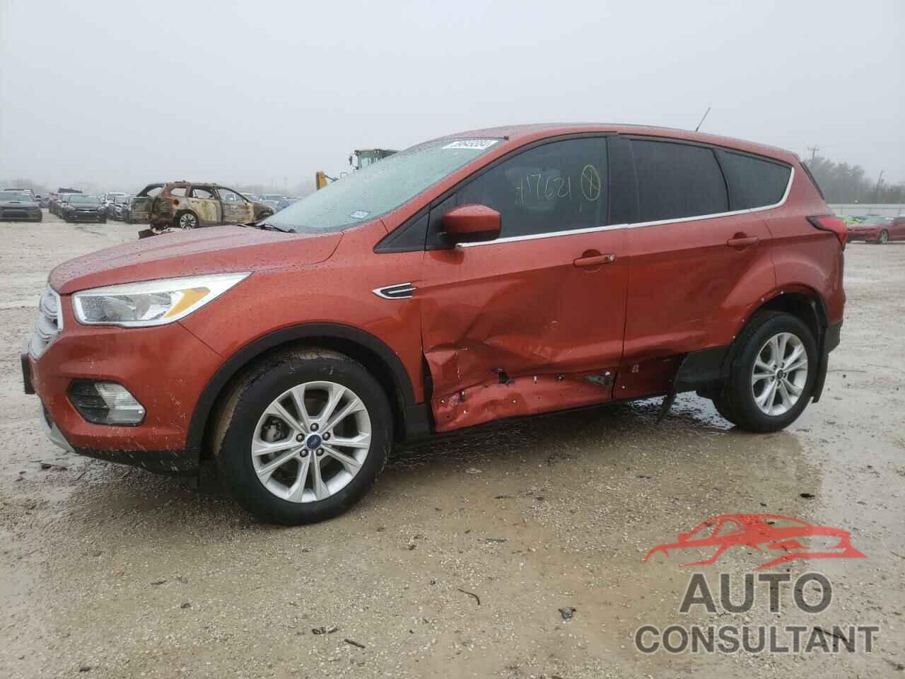 FORD ESCAPE 2019 - 1FMCU0GD3KUA17621