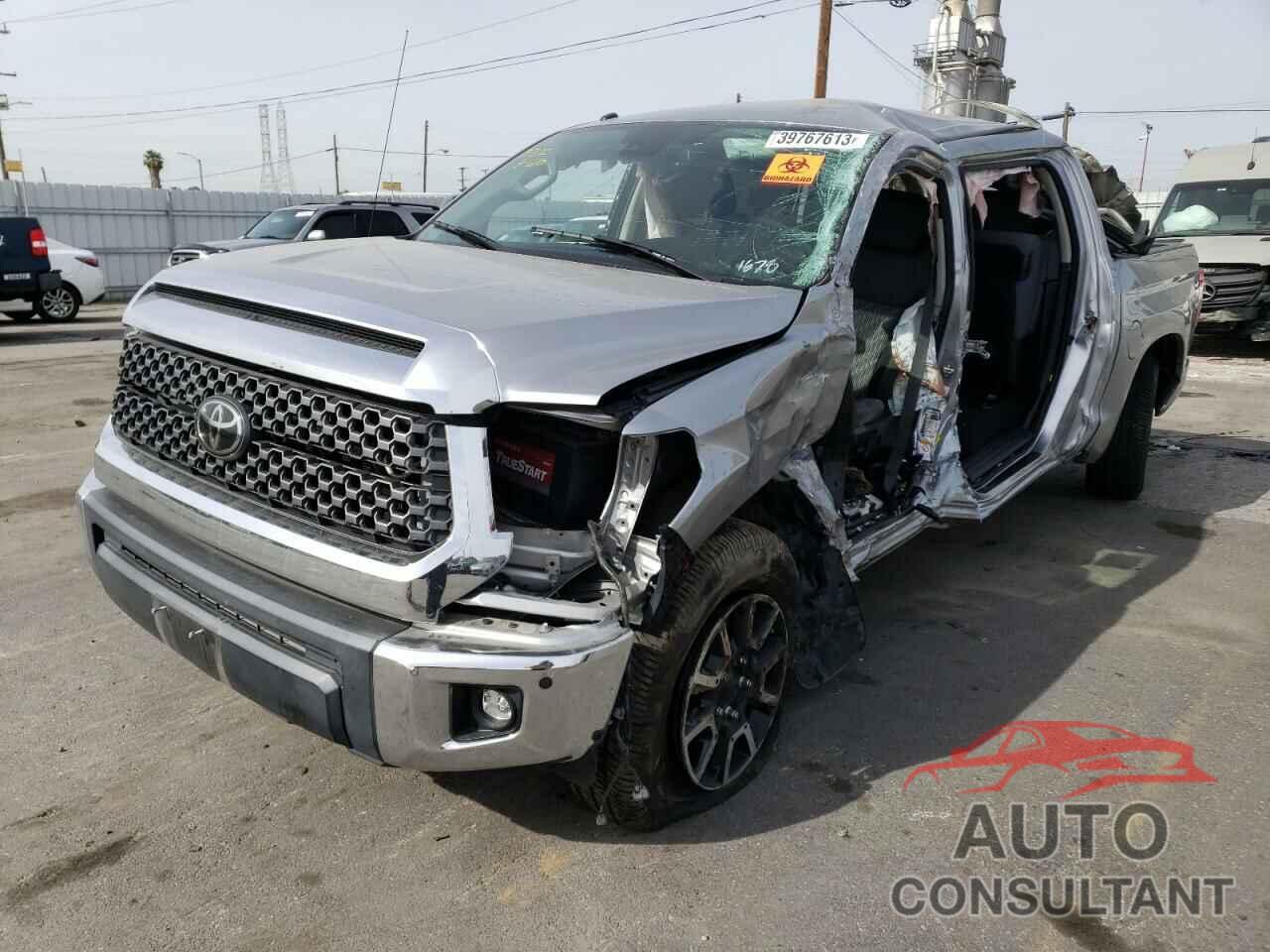 TOYOTA TUNDRA 2019 - 5TFDY5F14KX831678