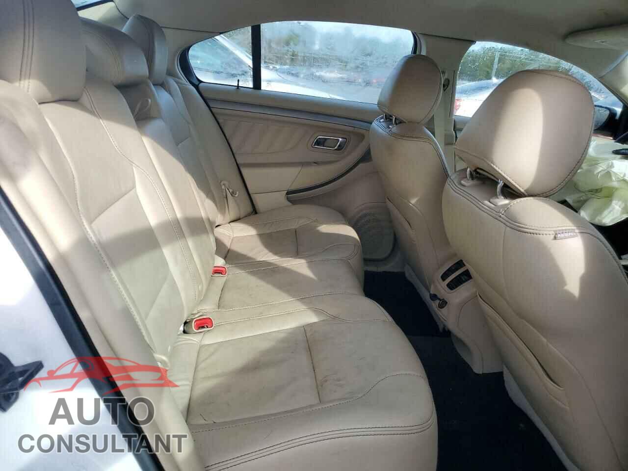 FORD TAURUS 2016 - 1FAHP2E89GG146252