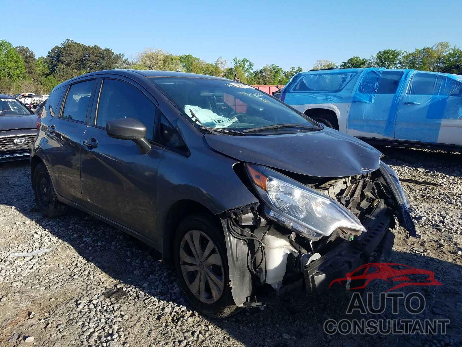 NISSAN VERSA 2018 - 3N1CE2CP6JL371433
