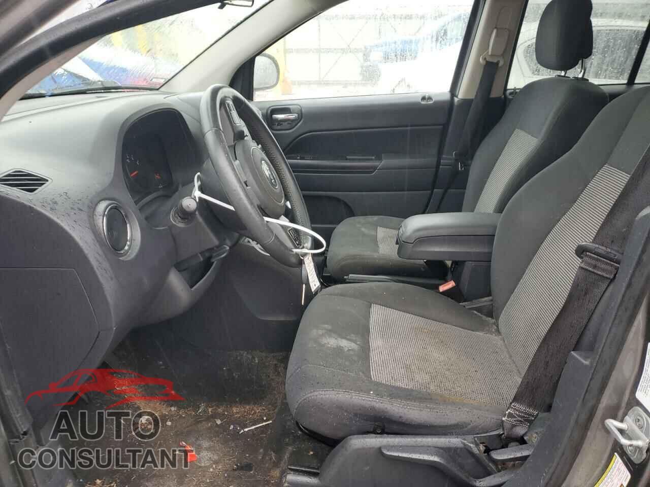 JEEP COMPASS 2011 - 1J4NF1FB5BD282953