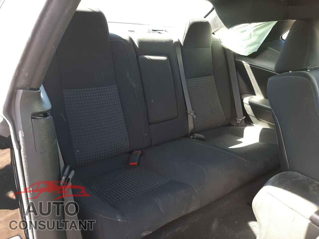 DODGE CHALLENGER 2019 - 2C3CDZBTXKH660871