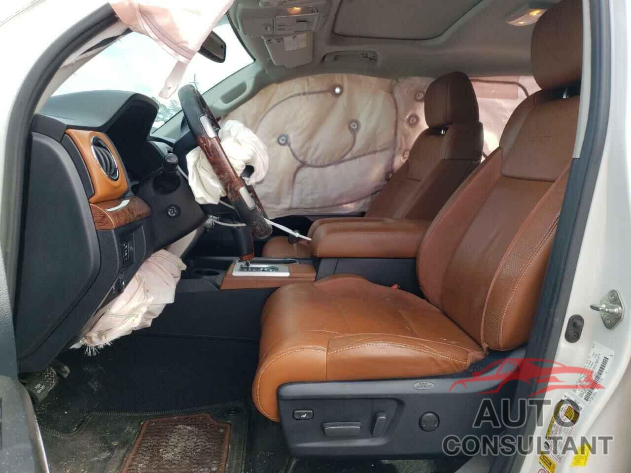 TOYOTA TUNDRA 2017 - 5TFGW5F1XHX213356