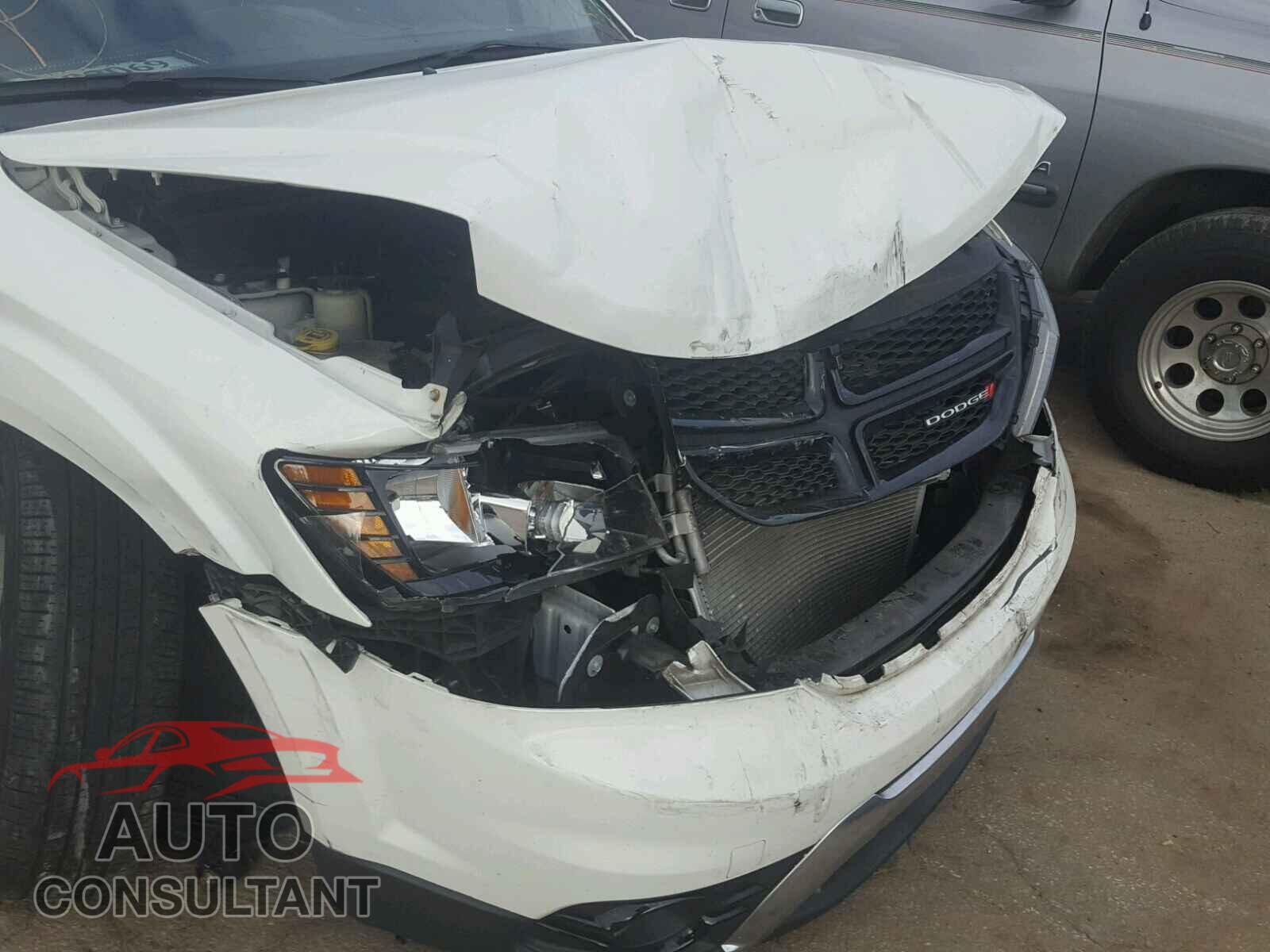 DODGE JOURNEY 2015 - 3C4PDCGB7FT530781