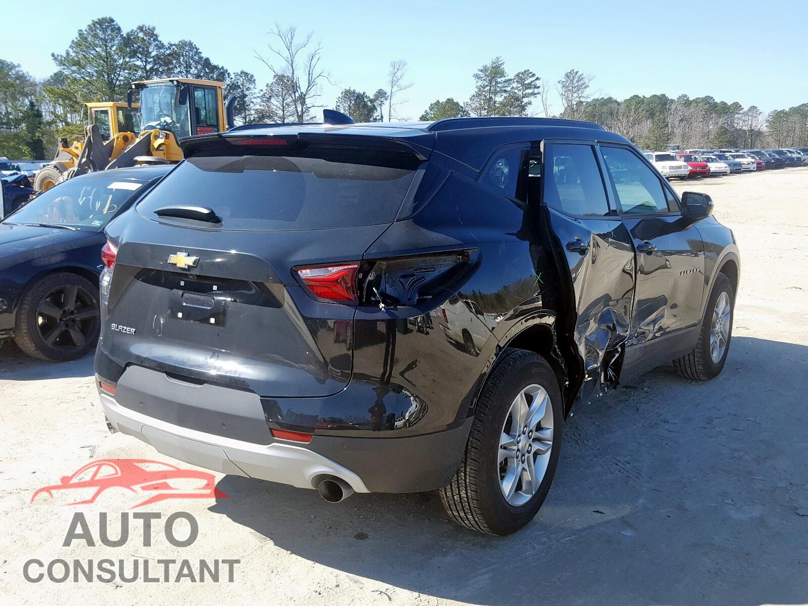 CHEVROLET BLAZER 2LT 2019 - 3GNAXUEV8ML327466