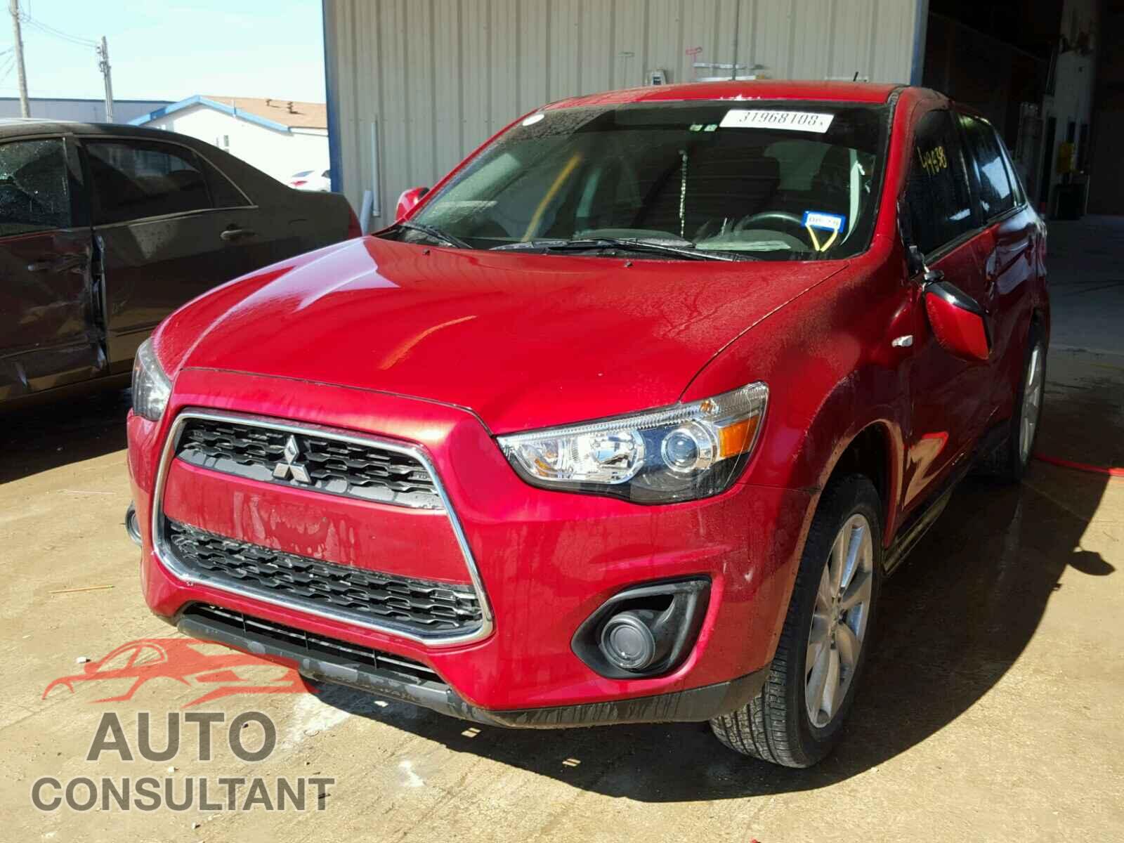 MITSUBISHI OUTLANDER 2015 - 4A4AP3AU3FE046526