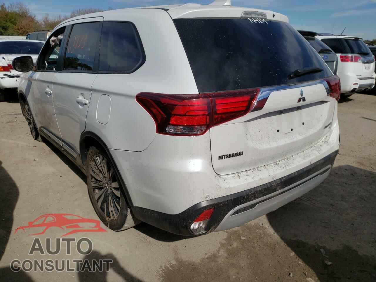 MITSUBISHI OUTLANDER 2019 - JA4AD3A39KZ014491