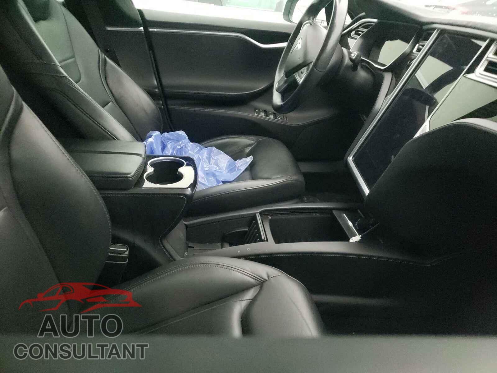 TESLA MODEL S 2016 - 5YJSA1E24GF160819