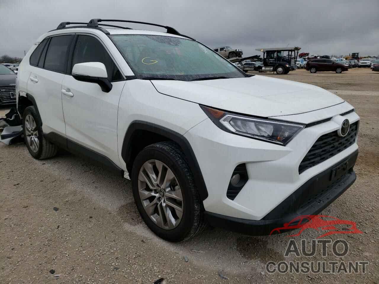 TOYOTA RAV4 2020 - 2T3C1RFV2LW077017