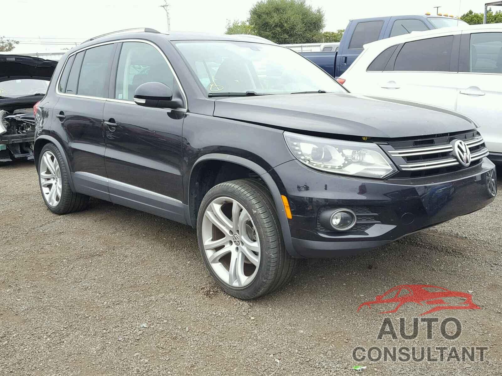 VOLKSWAGEN TIGUAN 2016 - WVGAV7AX5GW537492