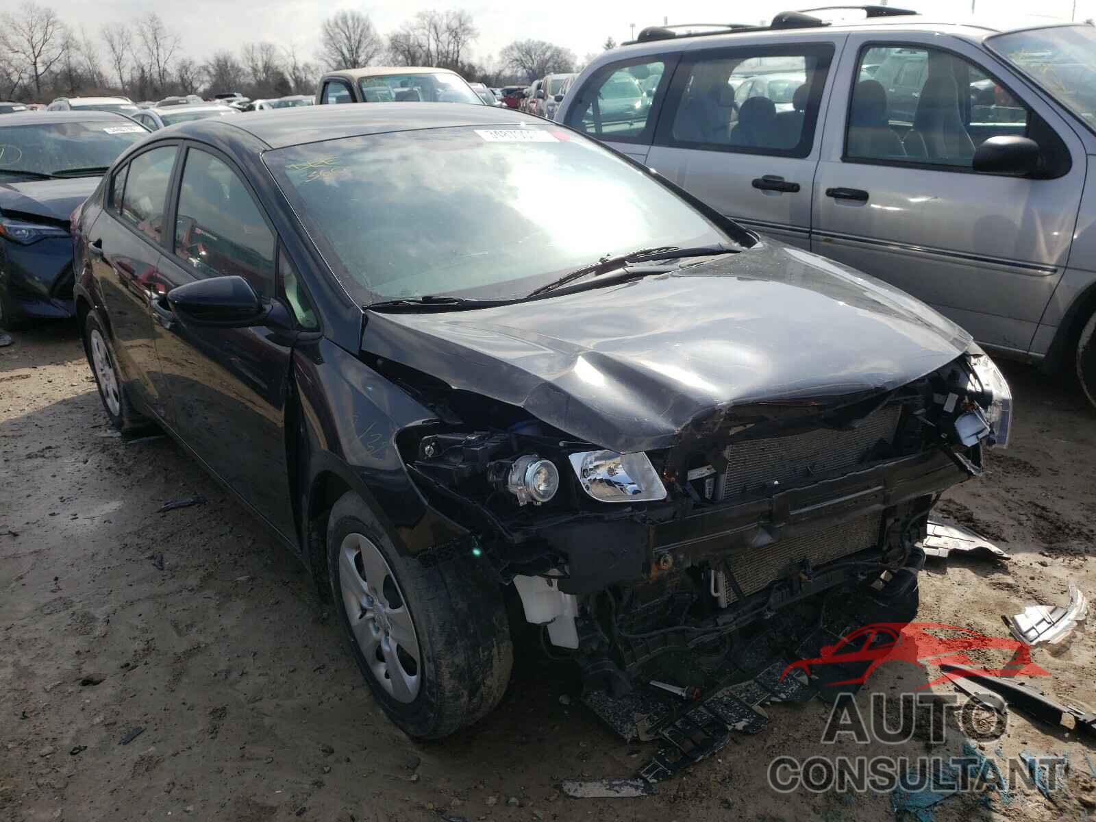 KIA FORTE 2018 - 3KPFK4A76JE213776