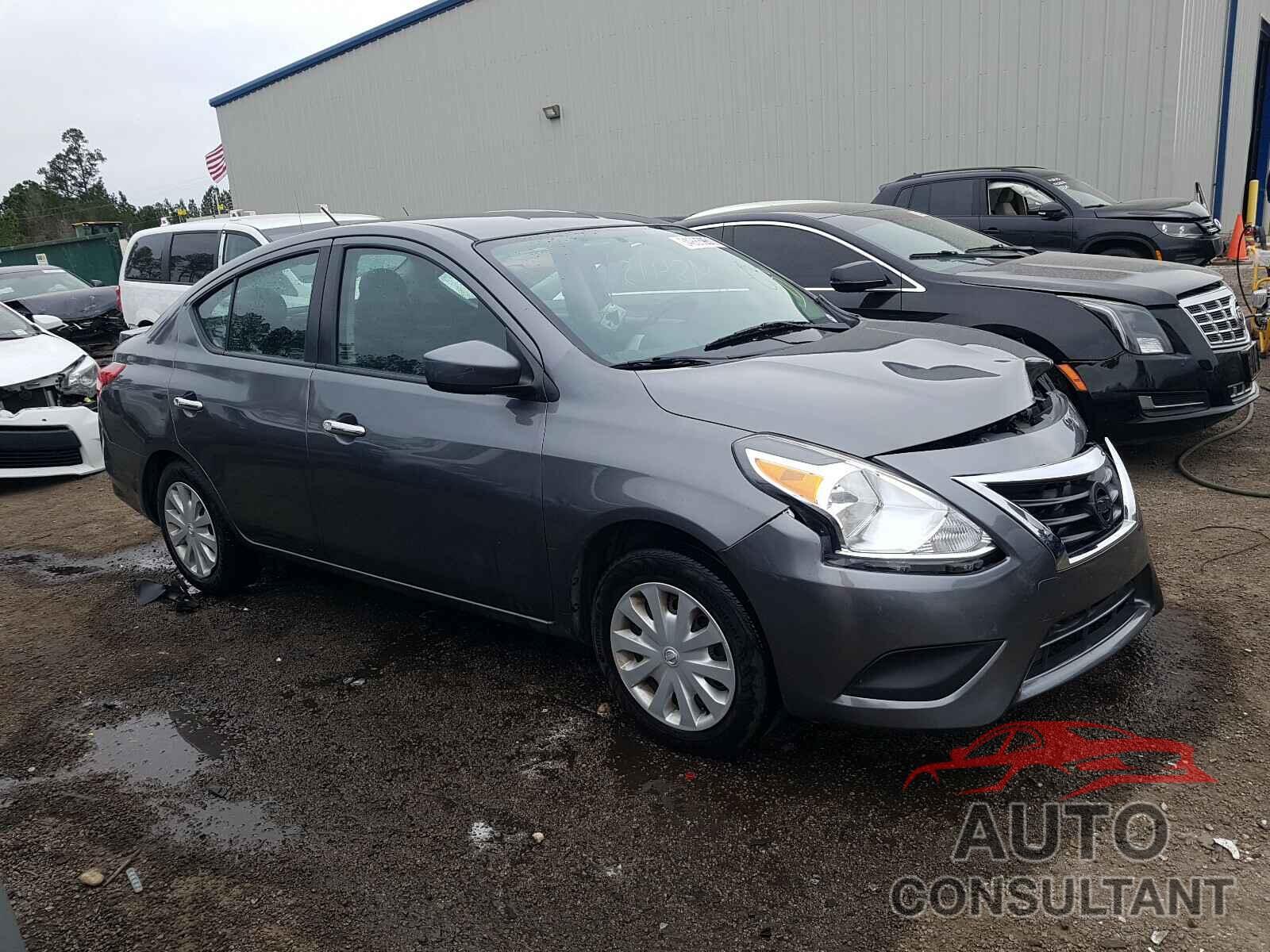 NISSAN VERSA 2017 - 3N1CN7AP4HL851643