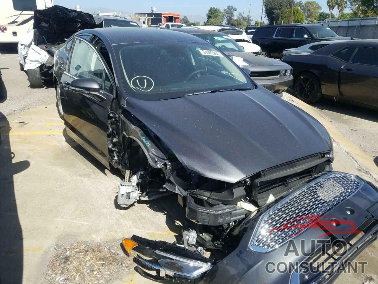 FORD FUSION 2020 - 3FA6P0SU0LR221520