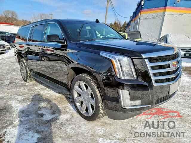 CHEVROLET SUBURBAN 2018 - 1GNSKGKC6JR214658