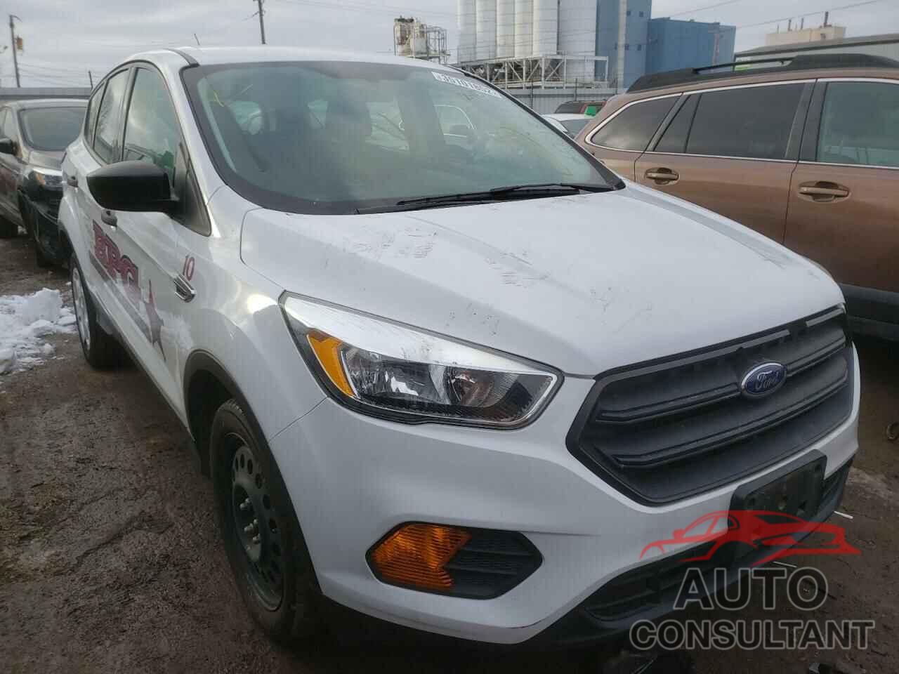 FORD ESCAPE 2017 - 1FMCU0F7XHUD56932