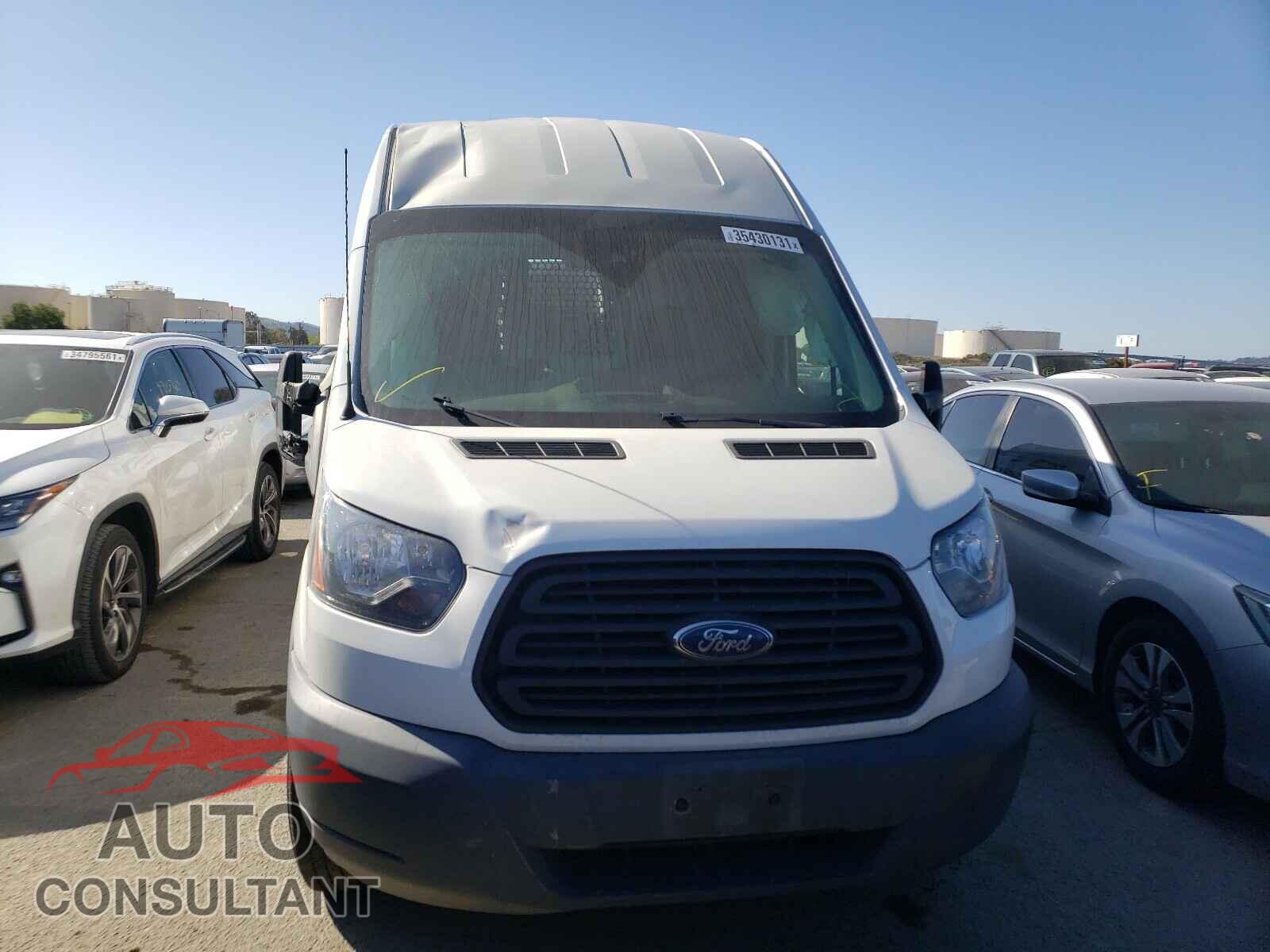 FORD TRANSIT CO 2017 - 1FTYR3XM9HKA72902