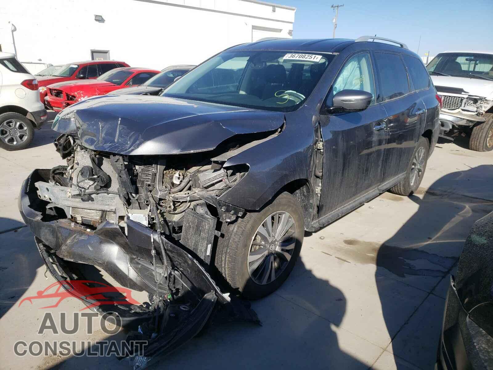 NISSAN PATHFINDER 2017 - 5N1DR2MM6HC664664
