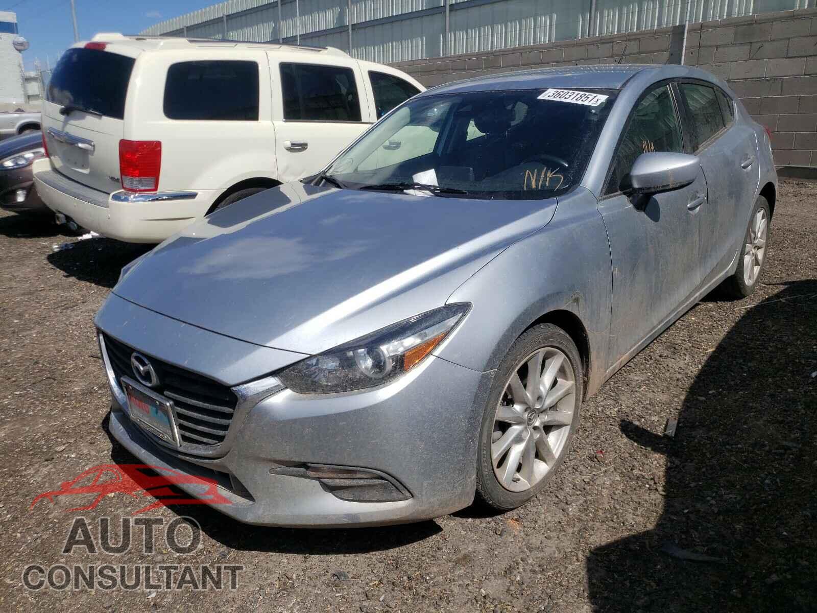 MAZDA 3 2017 - 3MZBN1L70HM125580