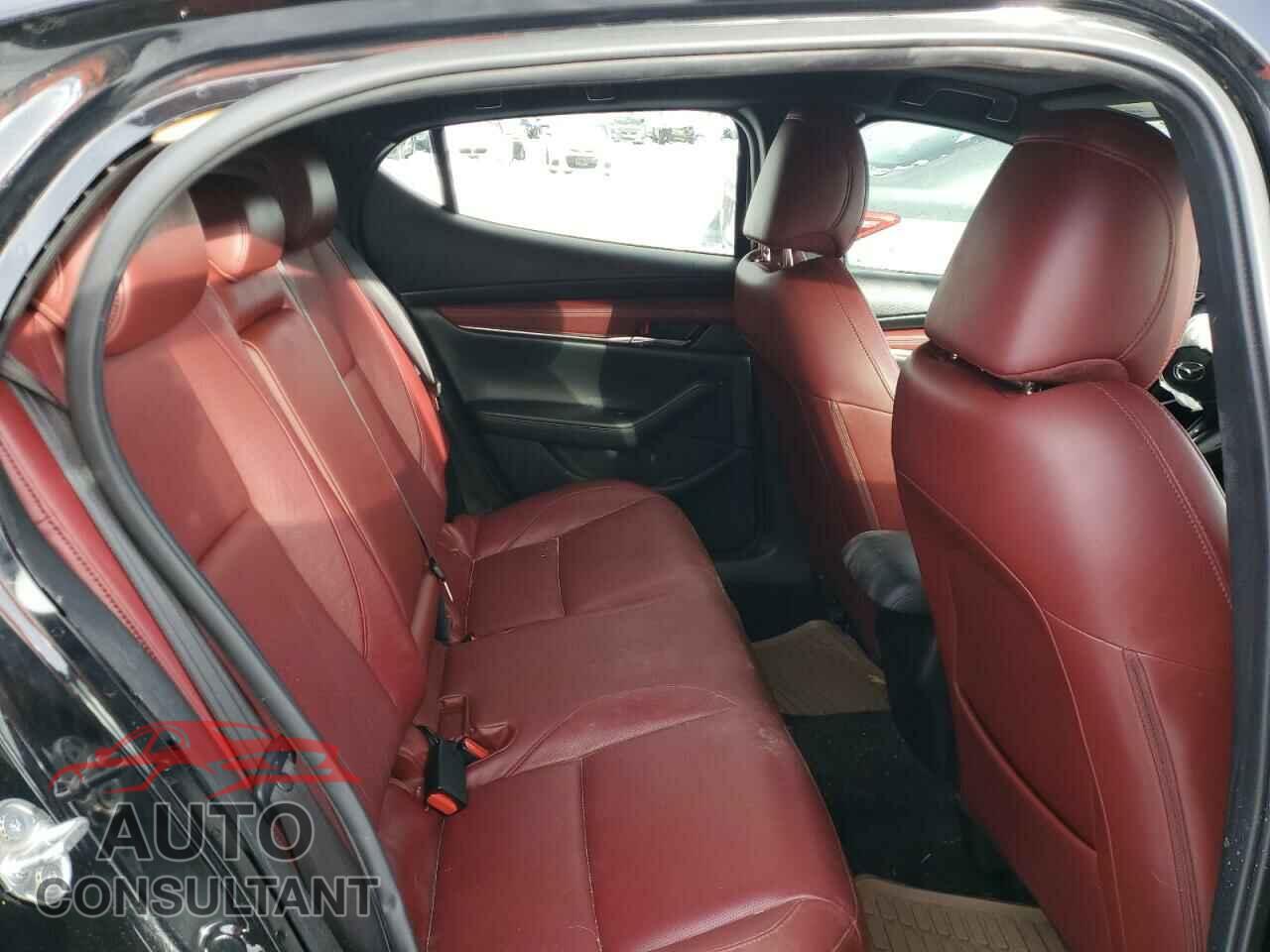 MAZDA 3 2019 - JM1BPANM8K1137383
