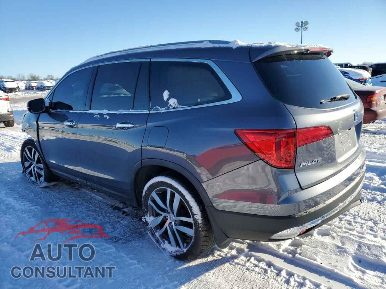 HONDA PILOT 2017 - 5FNYF6H91HB045131
