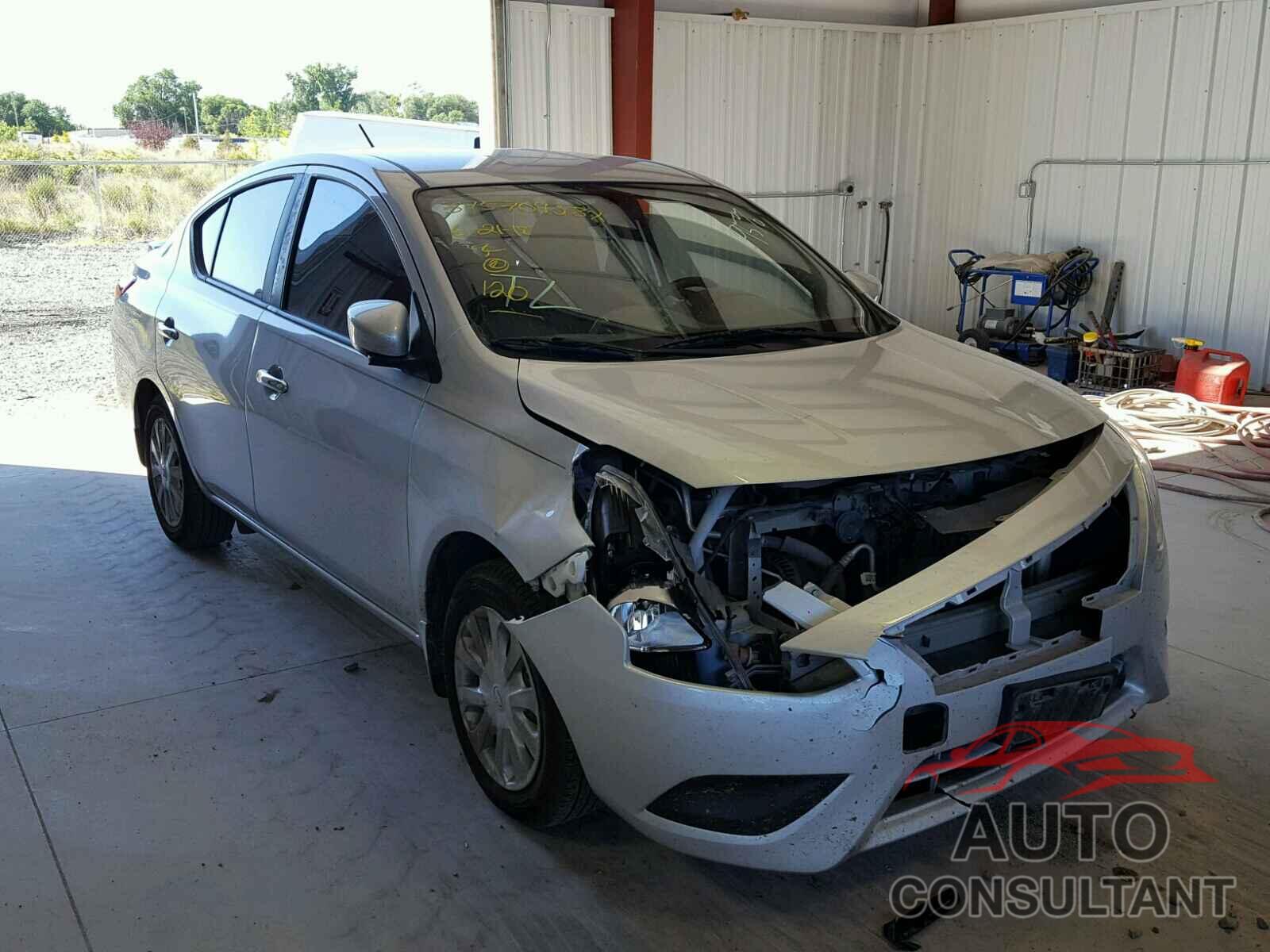 NISSAN VERSA 2015 - 3N1CN7AP1FL844517
