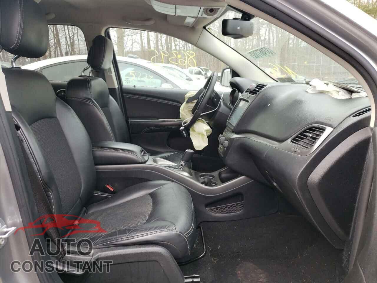 DODGE JOURNEY 2017 - 3C4PDCGG8HT613764