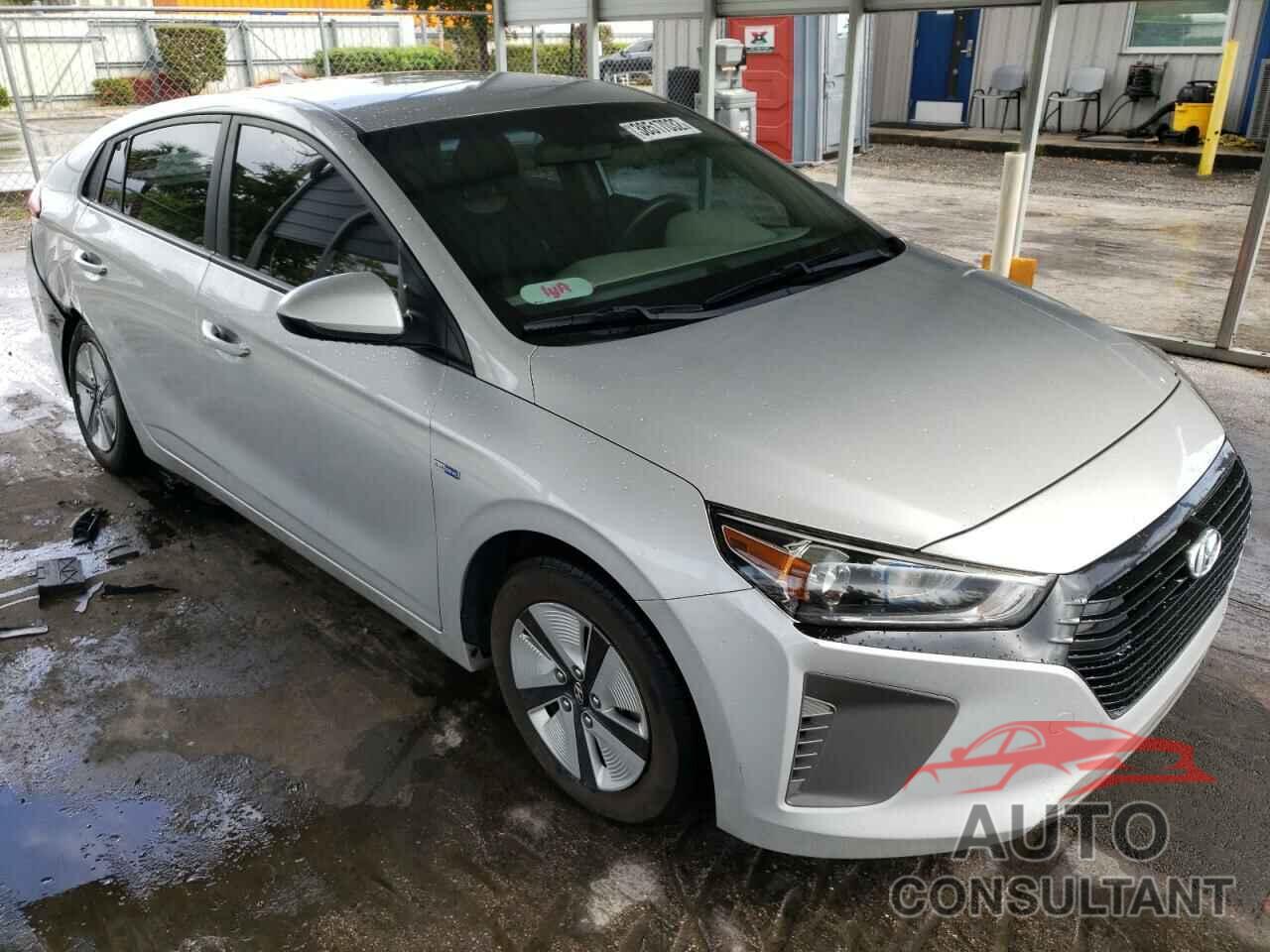 HYUNDAI IONIQ 2017 - KMHC65LC1HU048265