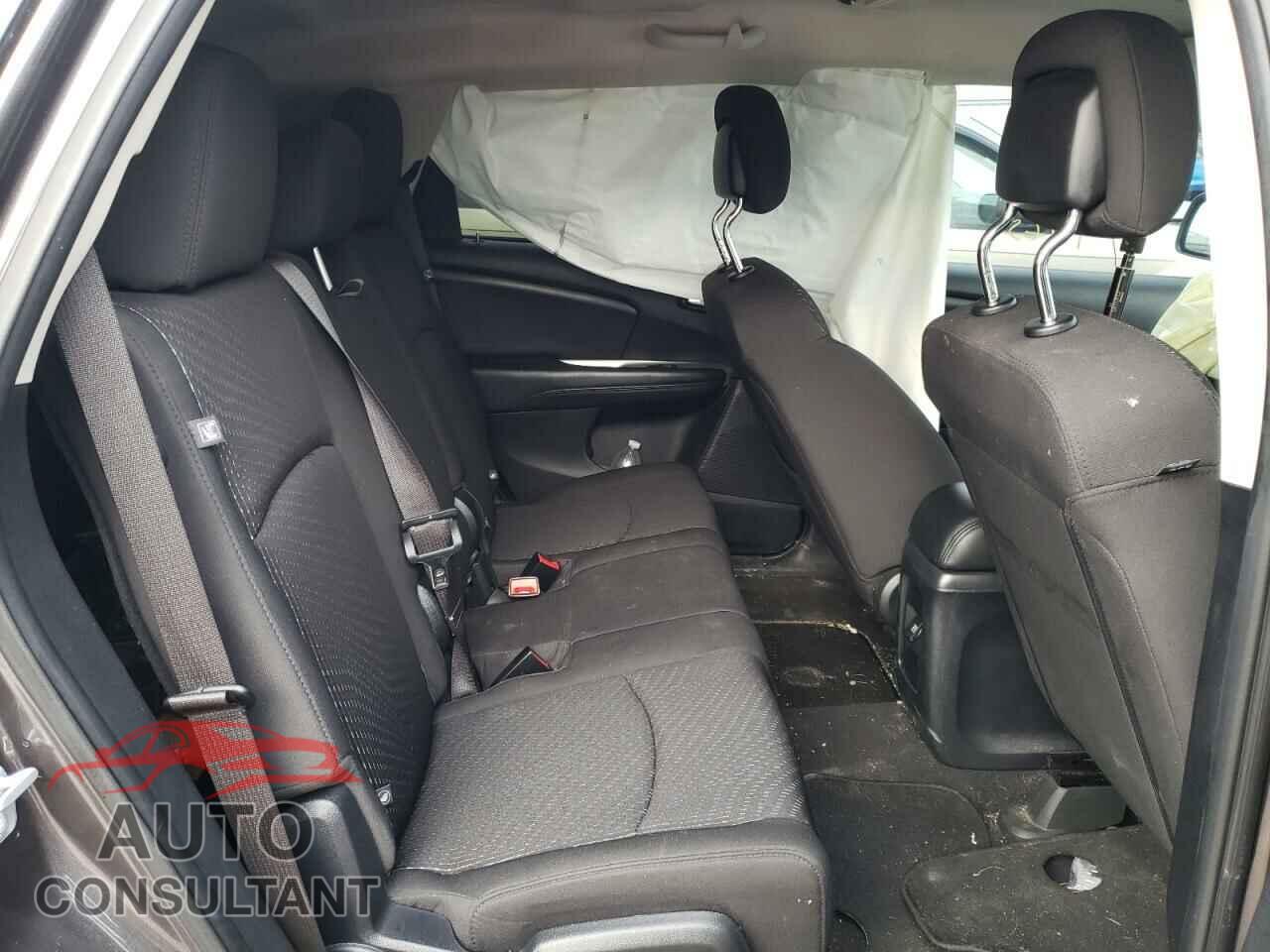 DODGE JOURNEY 2018 - 3C4PDCBBXJT500982