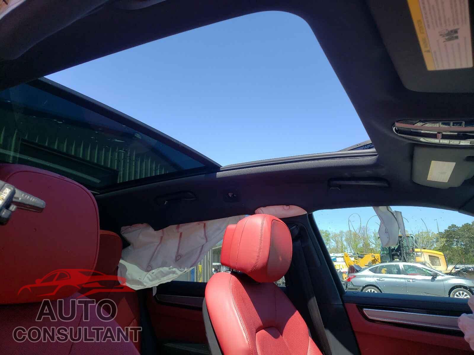 PORSCHE CAYENNE 2019 - WP1AB2AY3KDA60881