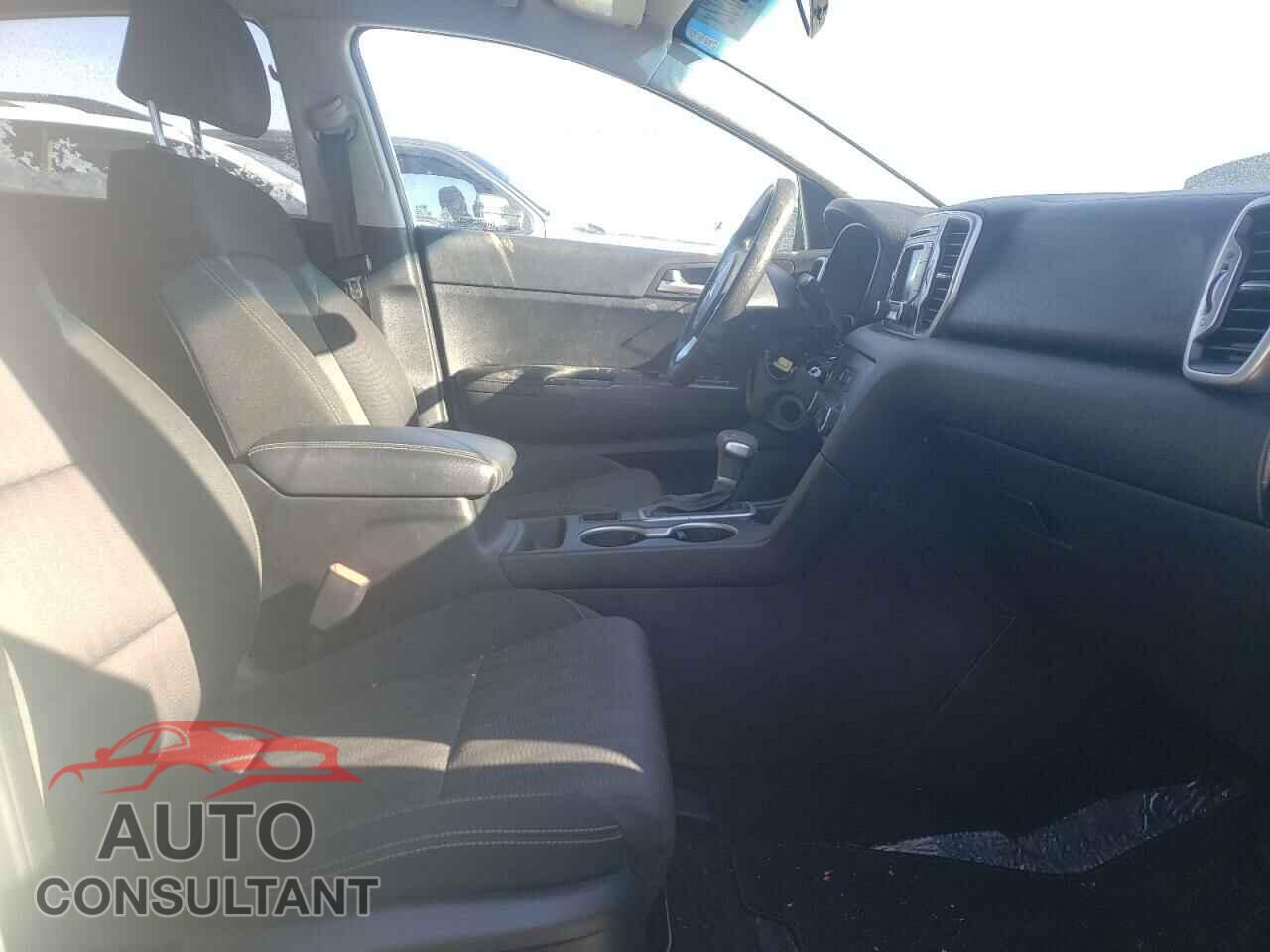 KIA SPORTAGE 2017 - KNDPMCAC1H7256552