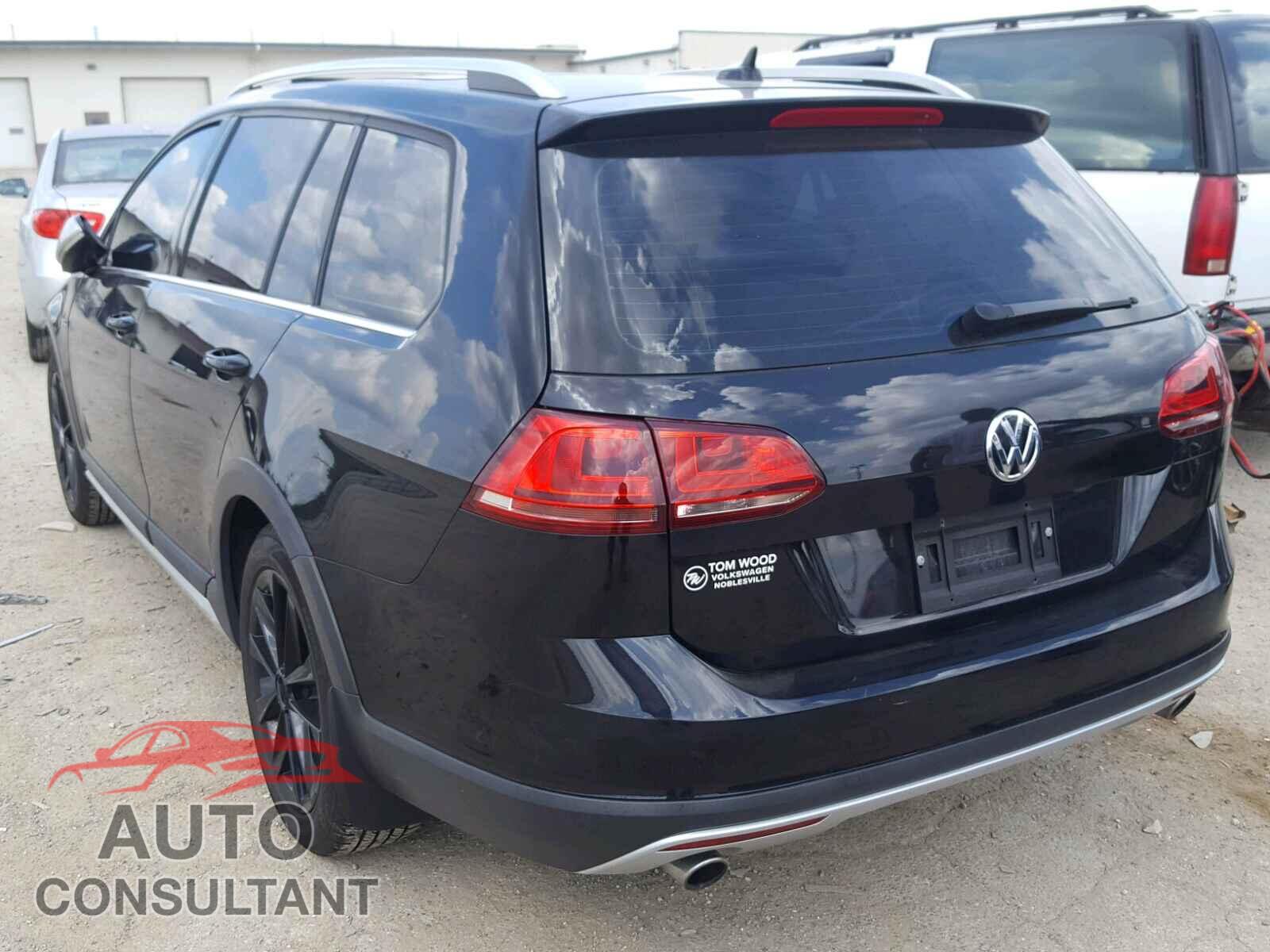 VOLKSWAGEN GOLF 2017 - 3VWH17AU7HM523080