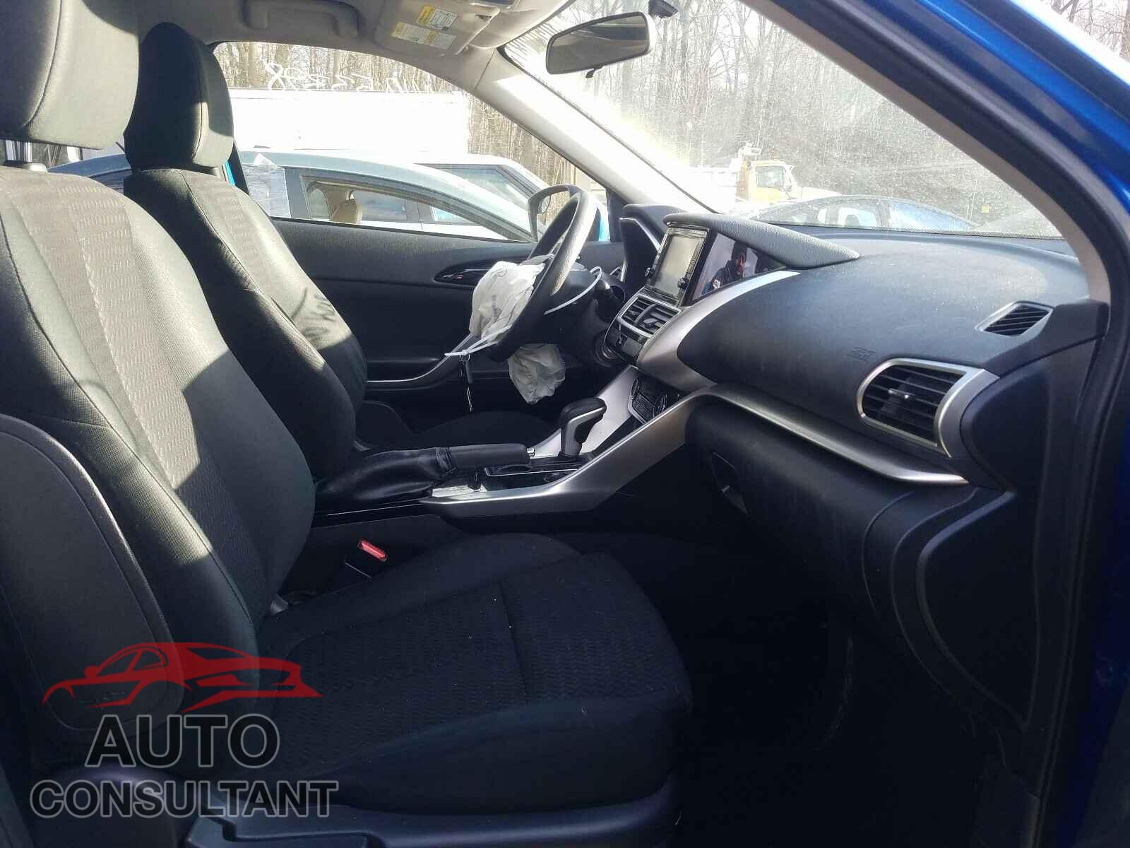 MITSUBISHI ECLIPSE 2018 - JA4AS3AA9JZ042410