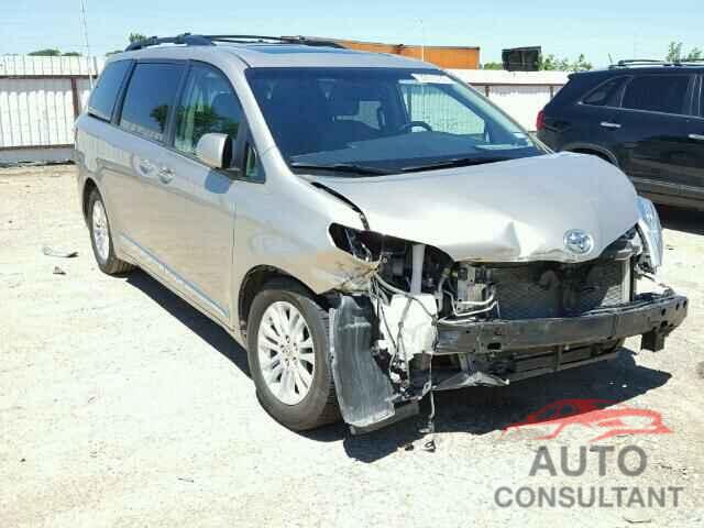 TOYOTA SIENNA 2015 - 5TDYK3DC7FS571459