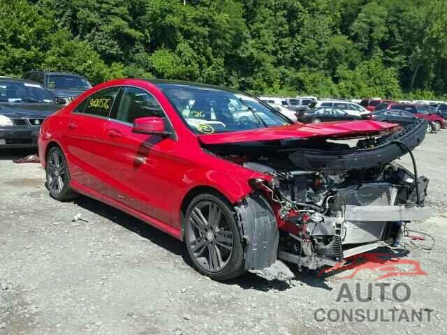 MERCEDES-BENZ CLA 250 2015 - WDDSJ4GB7FN273801
