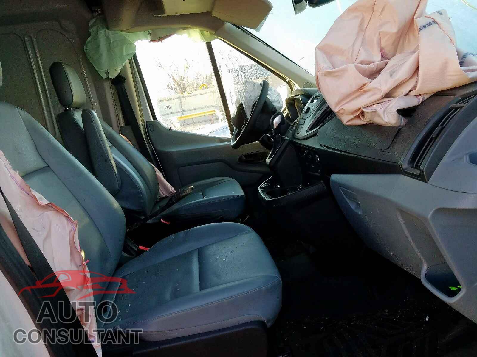 FORD TRANSIT CO 2017 - 19XFC2F64LE208922