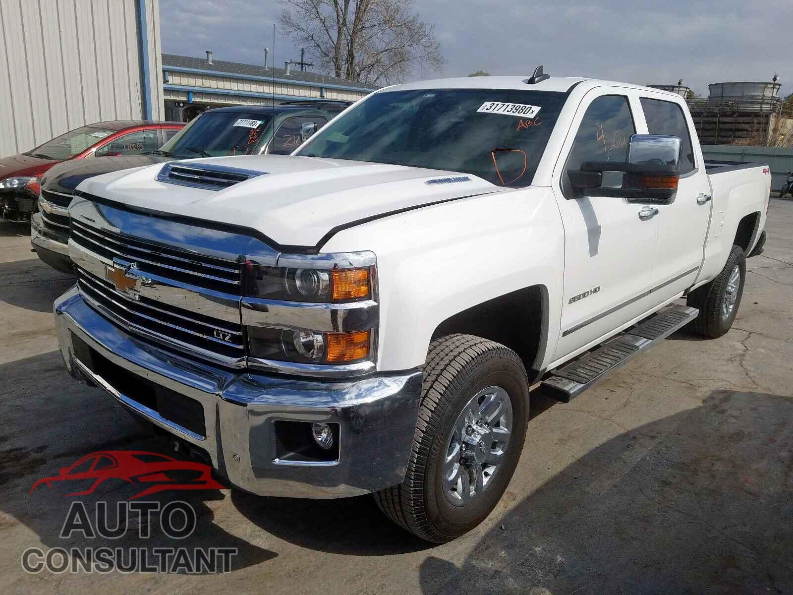 CHEVROLET SILVERADO 2019 - 3FA6P0SU4KR144035