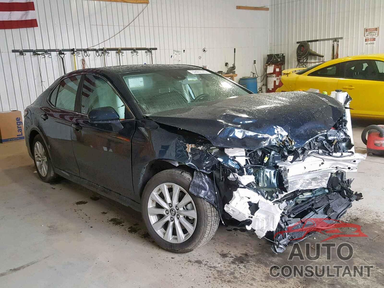 TOYOTA CAMRY 2019 - 4T1B11HK1KU723719