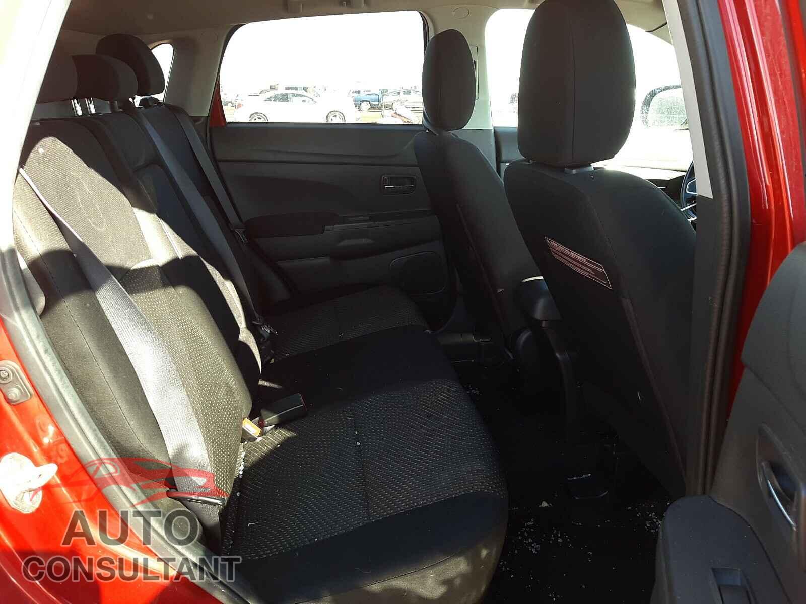 MITSUBISHI OUTLANDER 2016 - JA4AP3AU8GZ040569