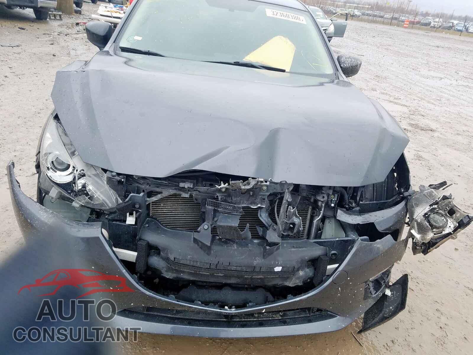 MAZDA 3 2015 - WDDWF4JB8HR280764